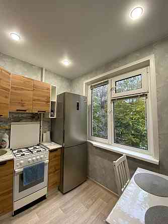 Сдам двухкомнатную квартиру в Ворошиловском р-не Донецк