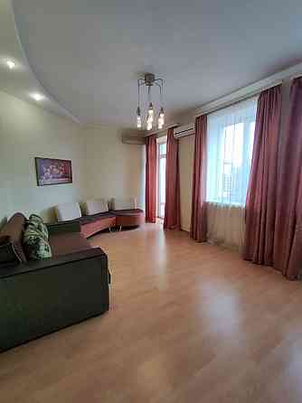 Уютная квартира в самом центре пл.Ленина Донецк