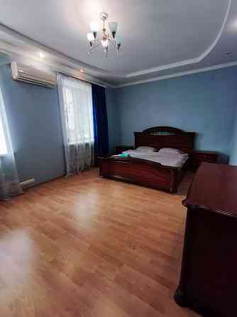 Уютная квартира в самом центре пл.Ленина Донецк