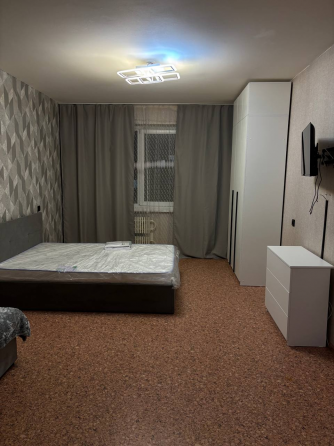 Сдам просторную 1комнатную квартиру на длительный срок. Донецк