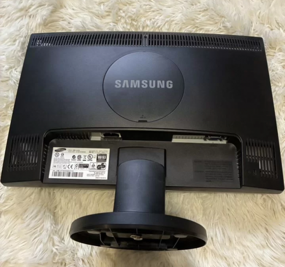 Монитор samsung syncmaster 943nw 19 дюймов Донецк