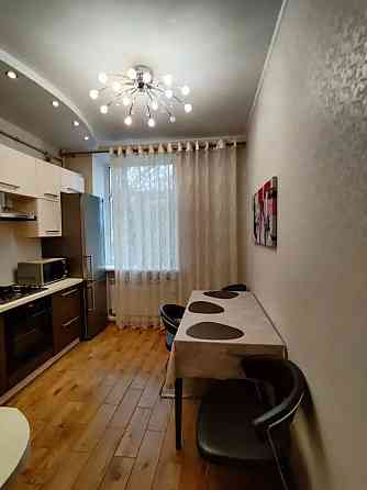 Сдаю 2-х комнатную квартиру в Калининском р-не, б-р Шевченко Донецк