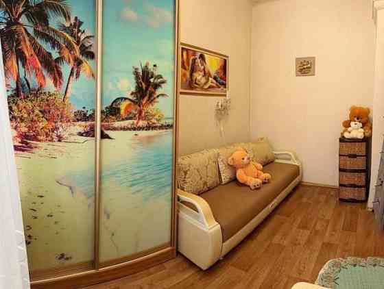 Продам 4к.кв-ру на земле. Ворошиловский р-н. Ориентир "Континент". ул.Красноармейская Донецк