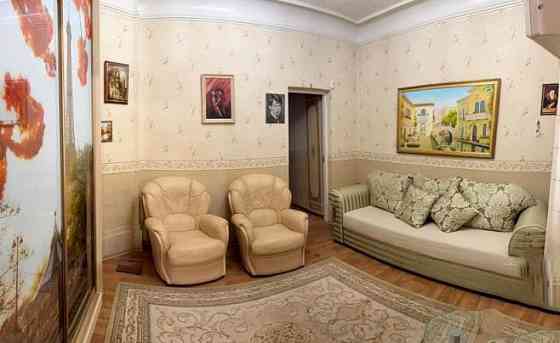 Продам 4к.кв-ру на земле. Ворошиловский р-н. Ориентир "Континент". ул.Красноармейская Донецк