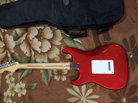 Продам Электрогитару Fender Stratocaster sss 2007 made in Mexico Донецк