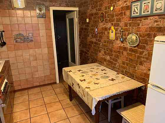 Сдам 2к кв на Набережной. Ракушка. Ворошиловский район. Этаж 10/14. Вода по графику. Есть бойлер.ан Донецк