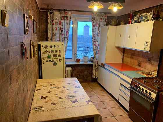 Сдам 2к кв на Набережной. Ракушка. Ворошиловский район. Этаж 10/14. Вода по графику. Есть бойлер.ан Донецк