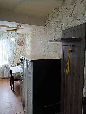 Сдам 3 к. кв. в Пролетарском р-не, с накопителем, в офис ехать не нужно Донецк