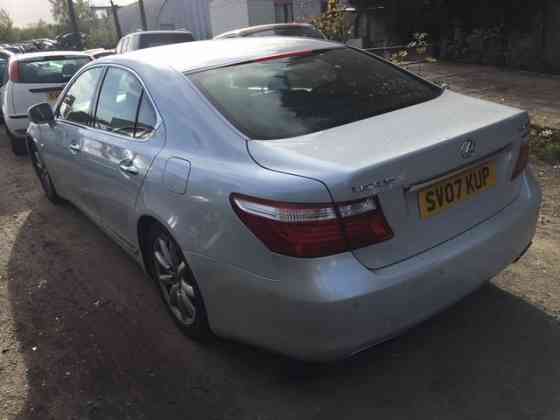 Lexus-LS460 2006-2017 на разбор запчасти Донецк