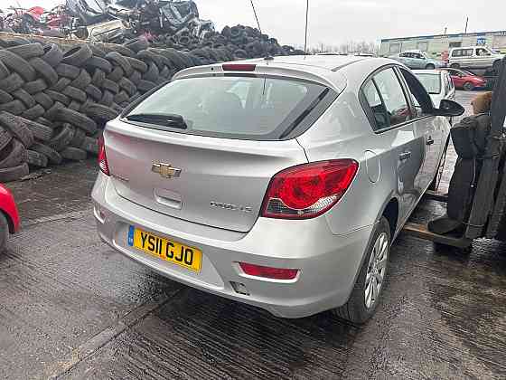 Chevrolet-Cruze 2009-2015 на разбор запчасти Донецк