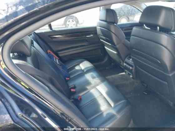 BMW-7 F01 2008-2015 на разбор запчасти Донецк