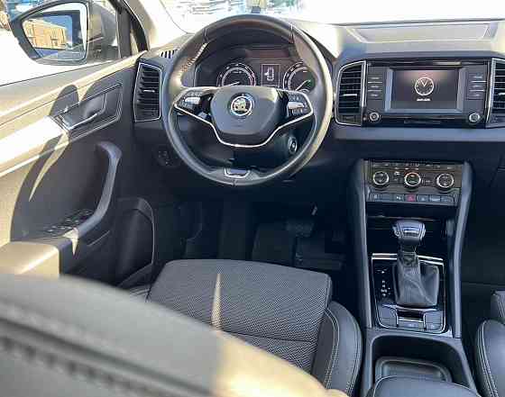 Skoda Karoq 2021 весь в родном окрасе автомат Айсин 8 ступенчатый Донецк