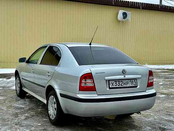 Шкода Октавия Тур 1.6 бензин механика 2006 год Донецк