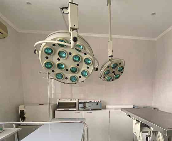 Операционный потолочный светильник двухкупольный (лампа) Донецк