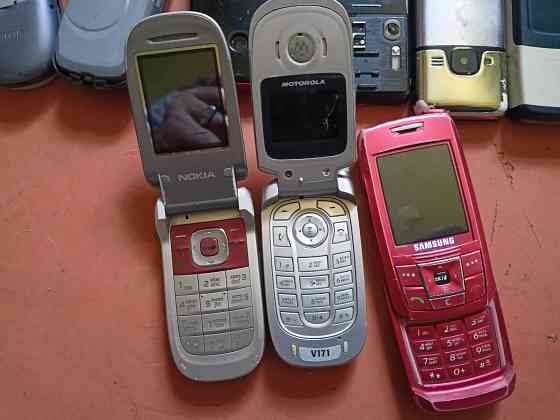 Телефоны кнопочные,по 300 р Макеевка