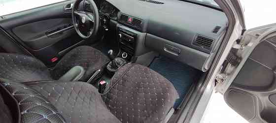 SKODA OCTAVIA TOUR 1.8 turbo газ/бензин Комсомольское