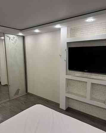 Сдается 1- комнатная просторная квартира, Кировский район , Высоцкого Донецк