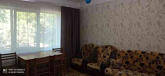 Продам дом в Еленовке. Дом 100 м2, земля 20 соток,вода в доме и на улице колодец,отопление печное.ан Донецк