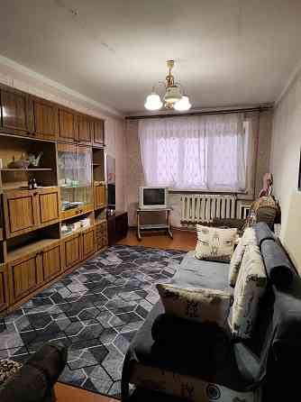 продается 2 комн. кв в центре, р-н автовокзала Харцызск