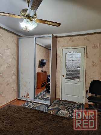 продается 2 комн. кв в центре, р-н автовокзала Харцызск - изображение 2