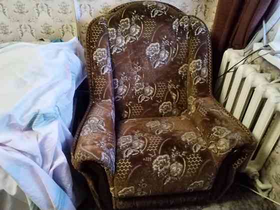 Продам мягкую мебель Макеевка