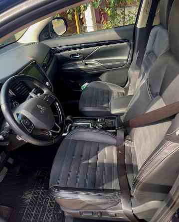 Mitsubishi Outlander III 2021 Шахтерск