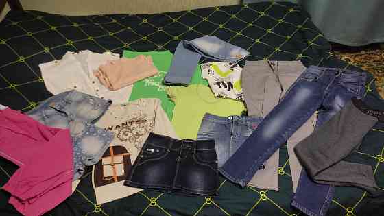 Отдам вещи на девочку 6-9 лет Донецк