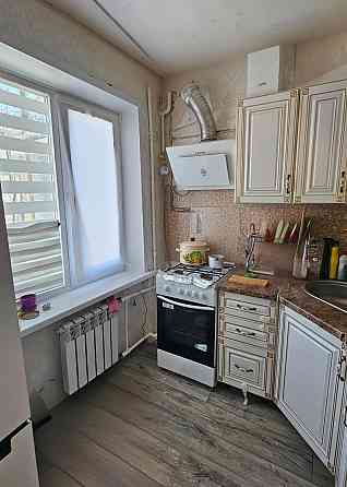 Продается трехкомнатная квартира в Приморском районе Мариуполь