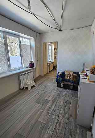 Продается трехкомнатная квартира в Приморском районе Мариуполь