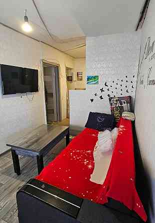 Продается трехкомнатная квартира в Приморском районе Мариуполь