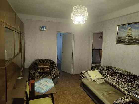 Продам 2 ком кв в Кировском р-н по ул Бирюзова 24 Донецк