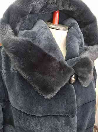 р.48-50 Новая шубка из меха бобрика с капюшоном Макеевка