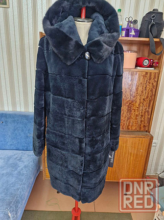 р.48-50 Новая шубка из меха бобрика с капюшоном Макеевка - изображение 1