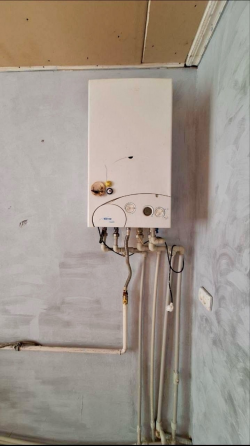 пр-т Генерала Данилова ост.Школа финский дом с газом Макеевка