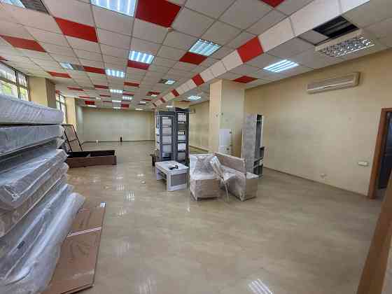 Аренда Коммерческого Помещения 600 Квадратных Метров - Площадь Бакинских Комиссаров ! Донецк