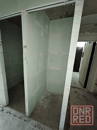 Продается трехкомнатная квартира в Центральном районе Мариуполь - изображение 8