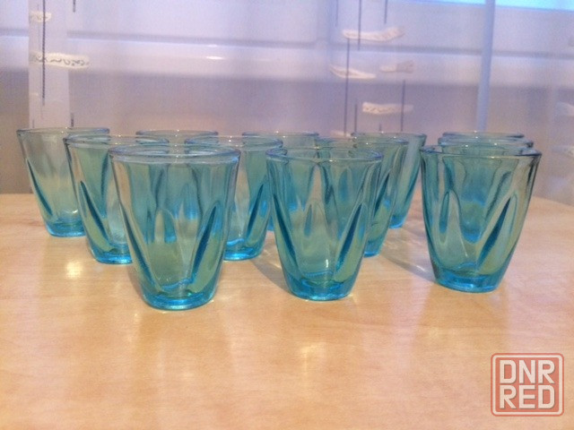 рюмки раритетные - голубое (купоросное) стекло набор 12 штук Донецк - изображение 3