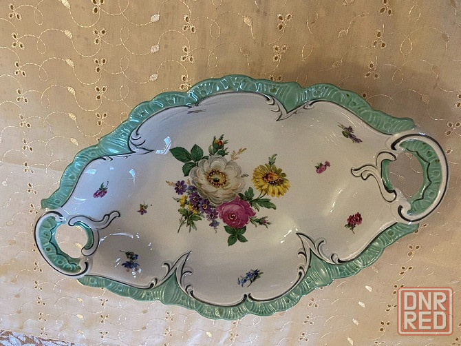 Антикварное фарфоровое блюдо на ножке, Германия, нач. XX века Донецк - изображение 1