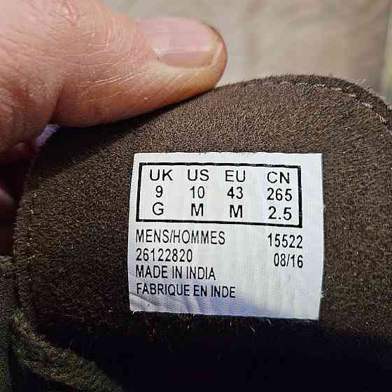 Ботинки демисезонные размер 43 материал - нубук Донецк