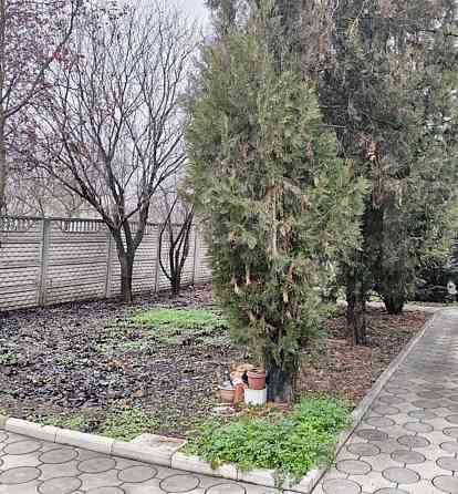 дом пл Буденного на берегу озера Донецк