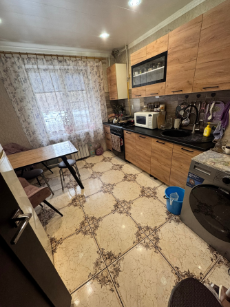 Продам 3х ком квартиру Макеевка Горняцкий м-н Мирный Макеевка