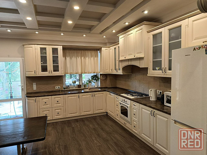 Дом 200 м² на участке 10 сот. Донецк - изображение 12