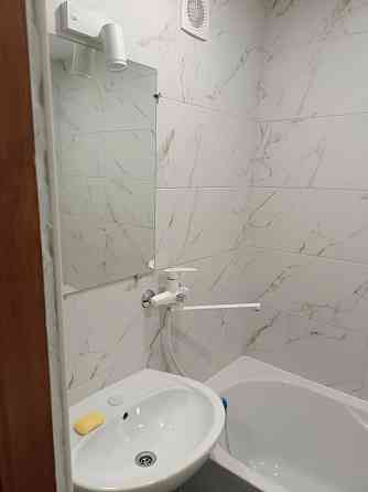 Сдаётся 2-ая квартира в Кировском районе Ориентир: Мирный Этаж: 6/9, вода каждый день. Донецк