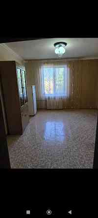 сдам 2 к.кв. киевский р. жд площадь привокзальная 25000 р. гараж воду бьёт. Донецк