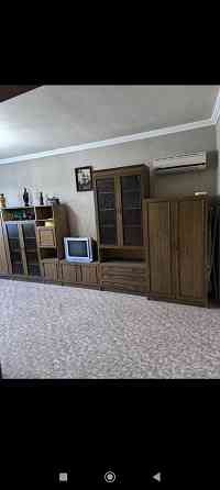 сдам 2 к.кв. киевский р. жд площадь привокзальная 25000 р. гараж воду бьёт. Донецк