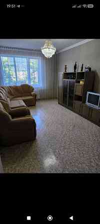 сдам 2 к.кв. киевский р. жд площадь привокзальная 25000 р. гараж воду бьёт. Донецк