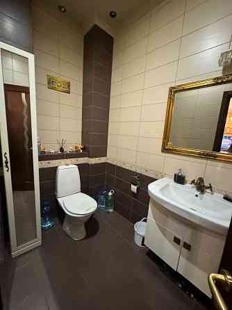 Продам 3 ком.кв 140 м2 в двух уровнях, центр, Донбасс Арена, гостиница Шахтер. Донецк