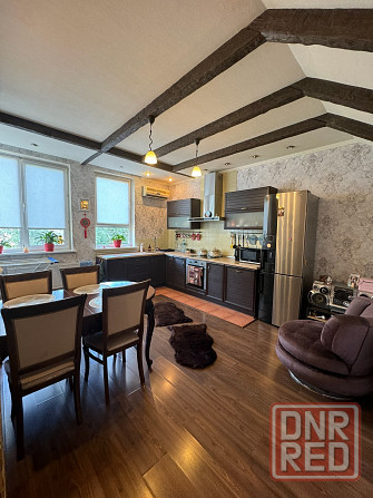 Продам 3 ком.кв 140 м2 в двух уровнях, центр, Донбасс Арена, гостиница Шахтер. Донецк - изображение 3