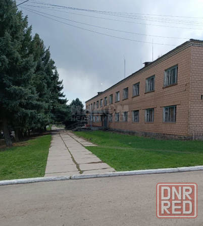 Помещение 900м2 Центр пос. Николаевка Луганск - изображение 1