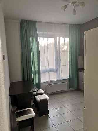 Сдается:2-комнатная квартира Этаж: 4 Район:Ворошиловский Стоимость:28000 Залог:14000 Донецк